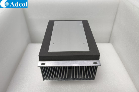 ATP080-24 Assemblage de refroidisseur thermoélectrique d'air à plaque 80W 24VDC Durée de vie 70000 heures