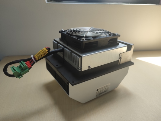 110W 12VDC Air to Air Cooler offrant une flexibilité de conception avec une fiabilité à l'état solide
