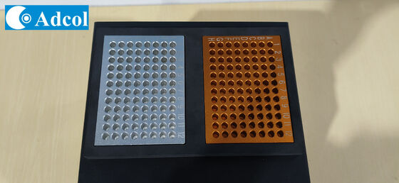 Le bain-marie métallique à double commande et température constante est doté d'un système unique de double contrôle de la température, ce qui en fait un assistant indispensable et efficace pour les chercheurs et les ingénieurs de production.