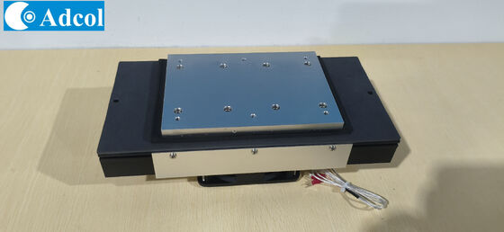 Plaque de refroidissement à air 24VDC 160W avec réduction du bruit et des vibrations Pas de pièces mobiles pour le secteur médical et industriel